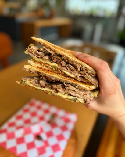 sandwich-special-041525